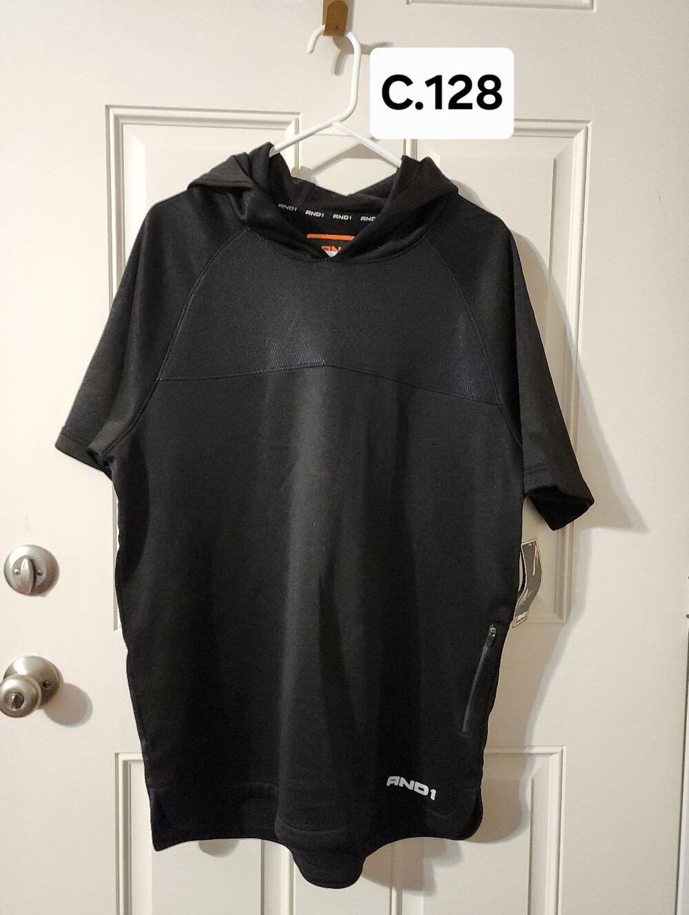 C.128- AND1 warm up hoodie, short sleeve, NWT, size L